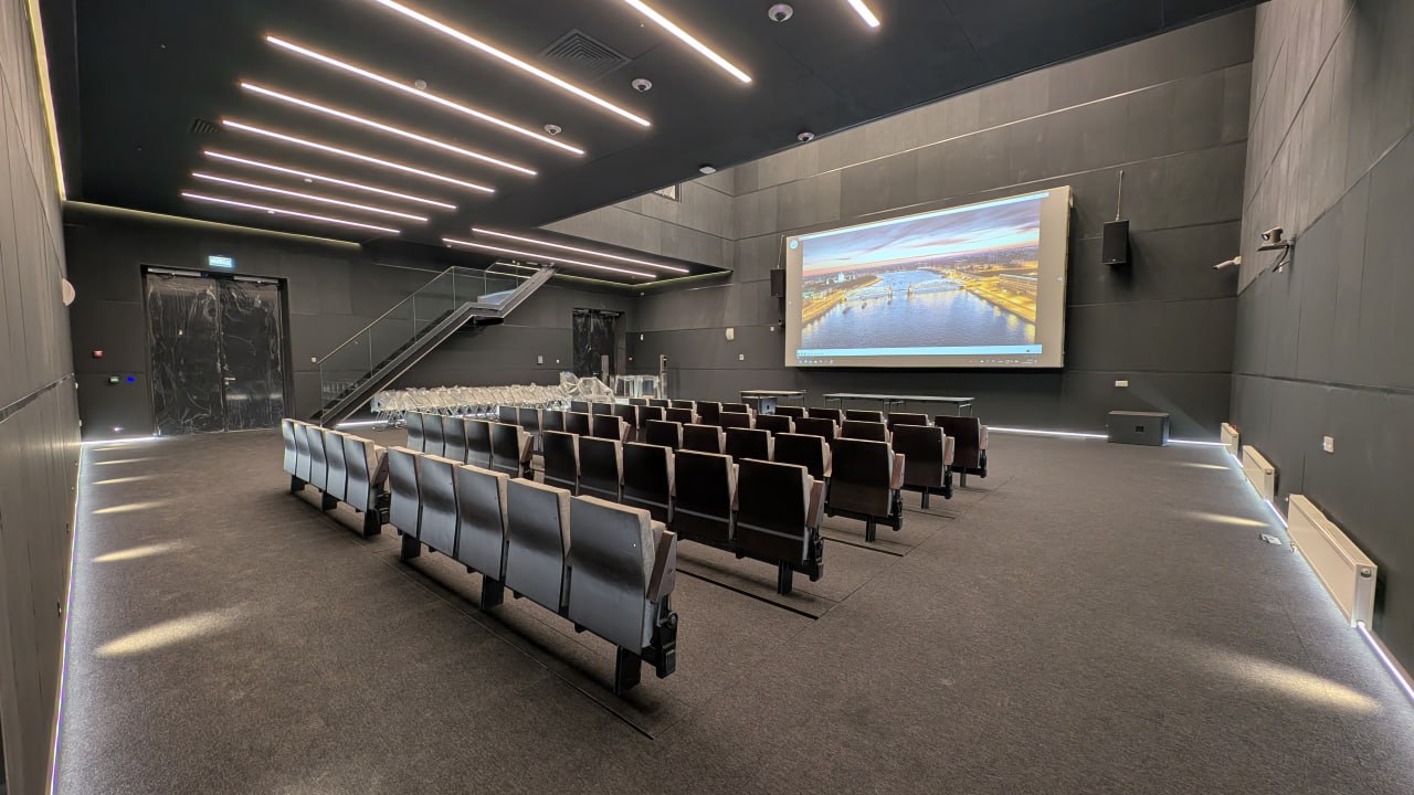 Михаил Развожаев: На мысе Хрустальном завершено строительство Российской галереи искусств — крупнейшего художественного музея на юге России Михаил Развожаев: На мысе Хрустальном завершено строительство Российской галереи искусств — крупнейшего художественного музея на юге России