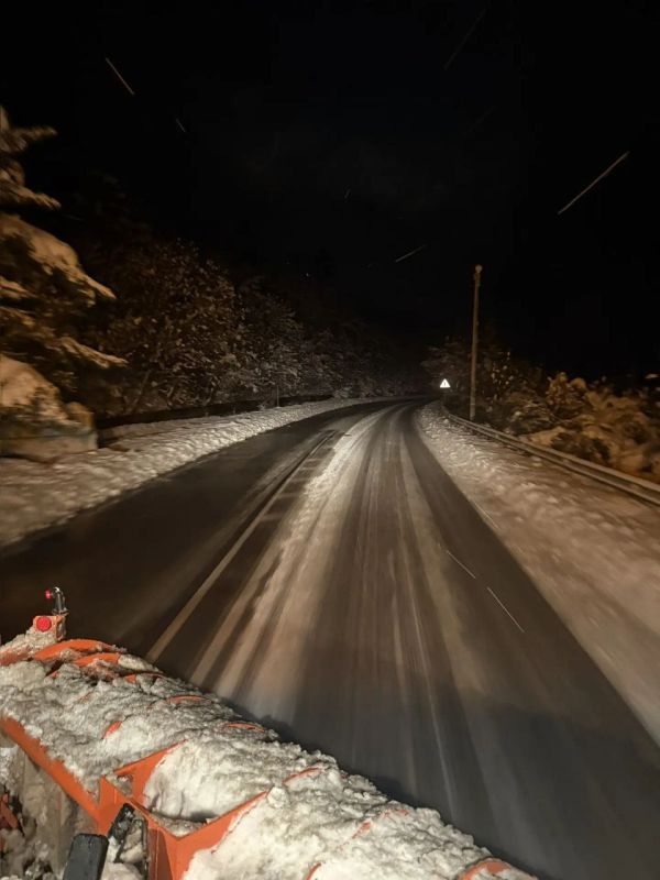 Дорожная обстановка на автомобильных дорогах Республики Крым Дорожная обстановка на автомобильных дорогах Республики Крым