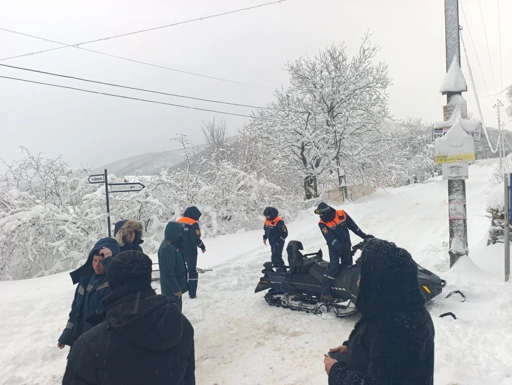 Анжелика Ястребова: Заместитель Андрей Падалко в течение дня объезжает Качинскую и Бельбекскую долину Анжелика Ястребова: Заместитель Андрей Падалко в течение дня объезжает Качинскую и Бельбекскую долину