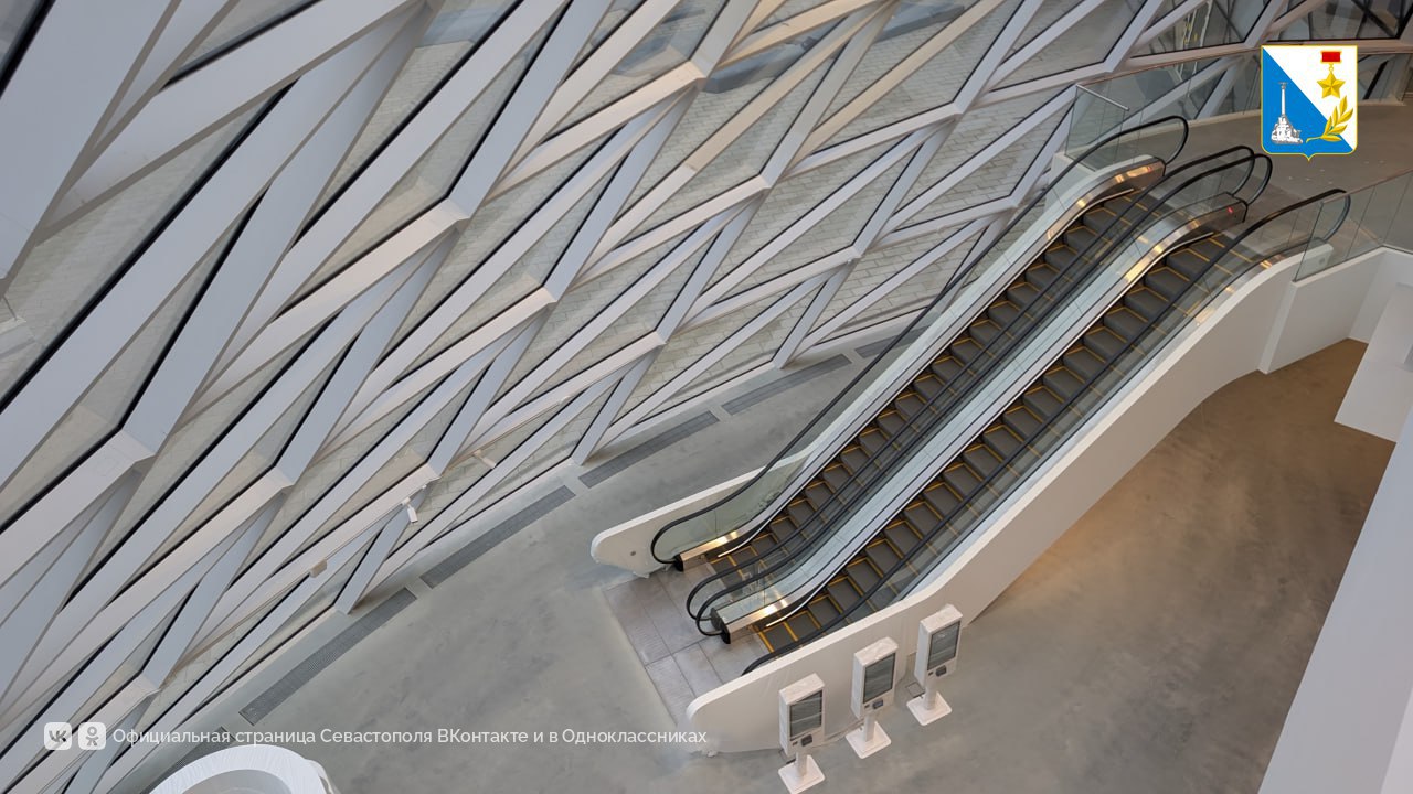 На мысе Хрустальном завершили строительство Российской галереи искусств — крупнейшего художественного музея на юге России На мысе Хрустальном завершили строительство Российской галереи искусств — крупнейшего художественного музея на юге России