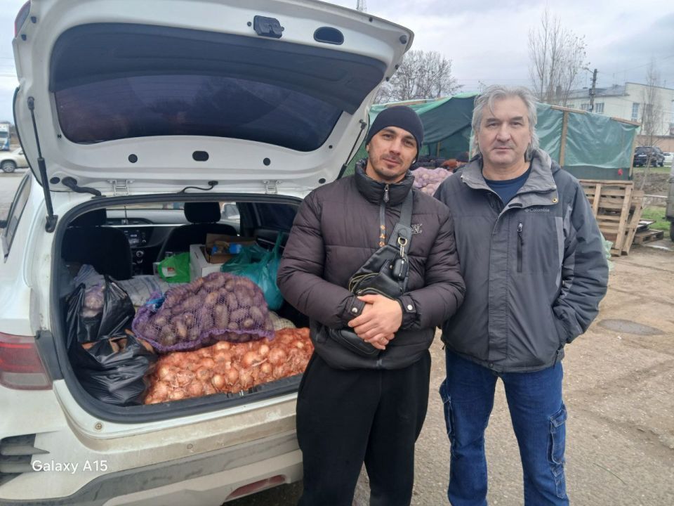 Новая партия гуманитарной помощи отправилась из Керчи на Запорожское направление Новая партия гуманитарной помощи отправилась из Керчи на Запорожское направление