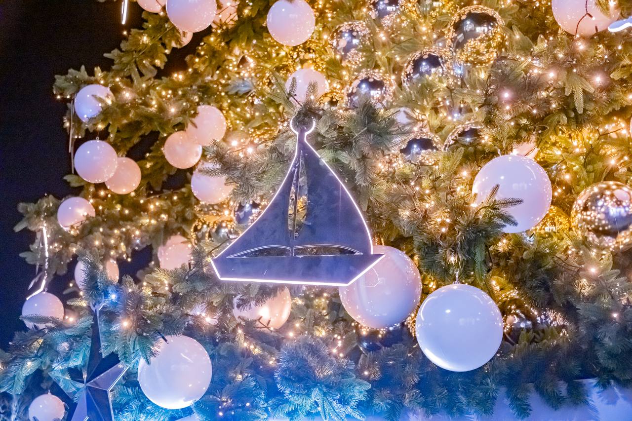 Михаил Развожаев: Иногда нужно просто сходить в театр, чтобы почувствовать — праздник уже близко Михаил Развожаев: Иногда нужно просто сходить в театр, чтобы почувствовать — праздник уже близко