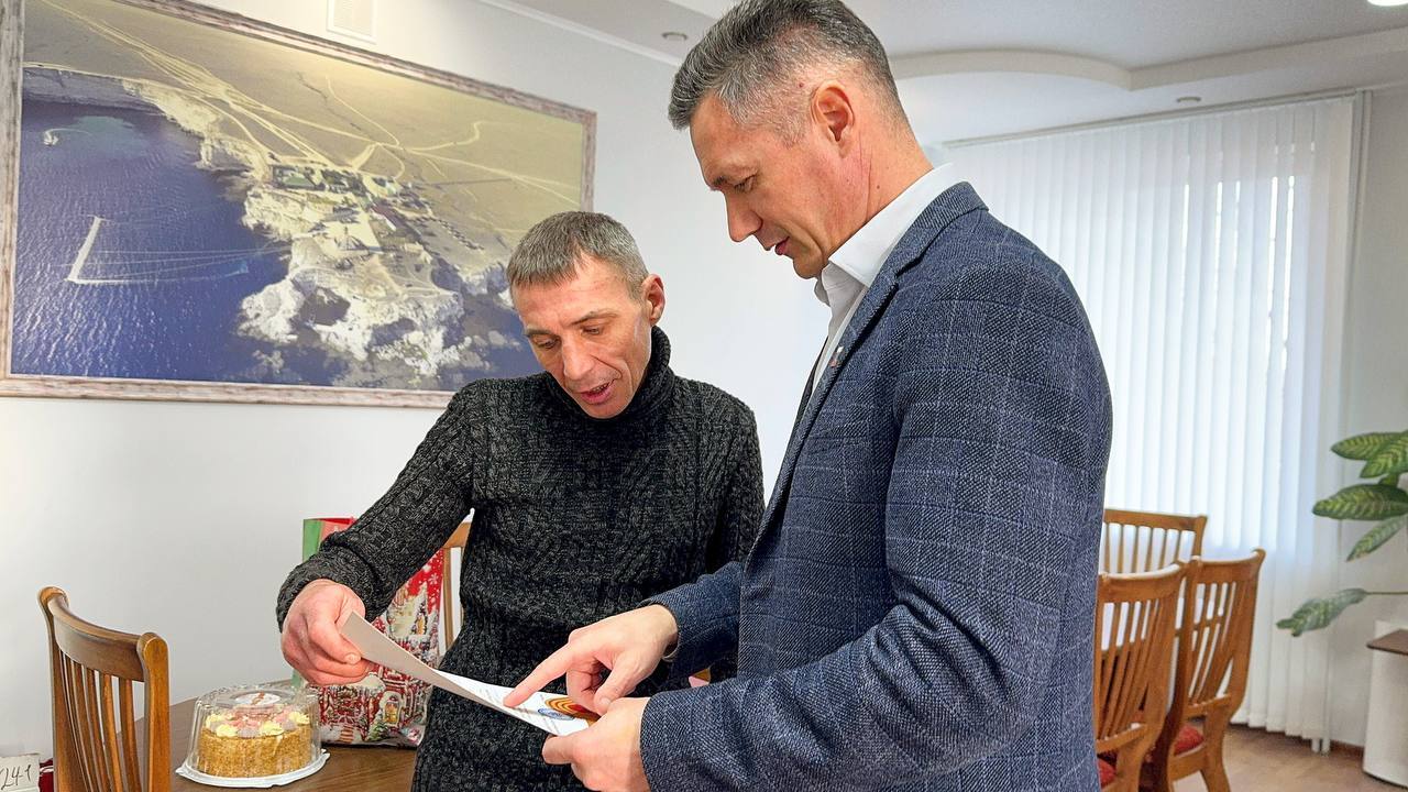 Александр Дудинов: Горжусь нашими земляками, которые проявляют мужество не только на передовой, но и в мирной жизни, показывая выдающиеся результаты в спорте Александр Дудинов: Горжусь нашими земляками, которые проявляют мужество не только на передовой, но и в мирной жизни, показывая выдающиеся результаты в спорте