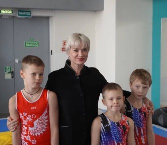 Ольга Торубарова: Открытая тренировка воспитанников спортивной гимнастики Республики Крыма и мастер-класс двукратной олимпийской чемпионки в упражнениях на брусьях (1996, 2000), 9-кратной чемпионки мира, в том числе трижды...