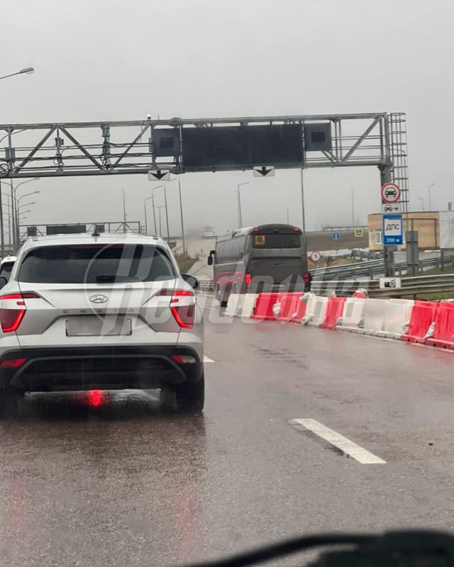 ������� �� 900 ����� ������������ �� �������� �����