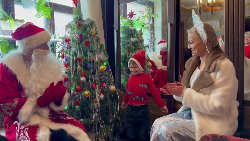 Феодосийские полицейские поздравили детей с Новым Годом