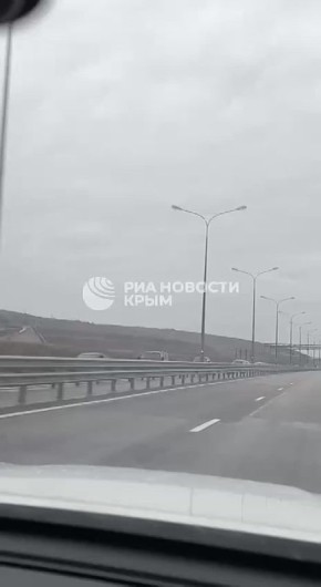 Так выглядит очередь на Крымский мост со стороны Керчи