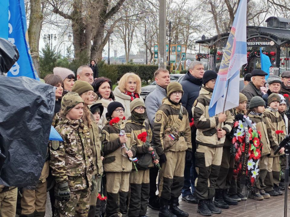 ������� �������: 5 ������ 1942 ���� �� ����� ���� ��������� ����������� ������ �������- �����������