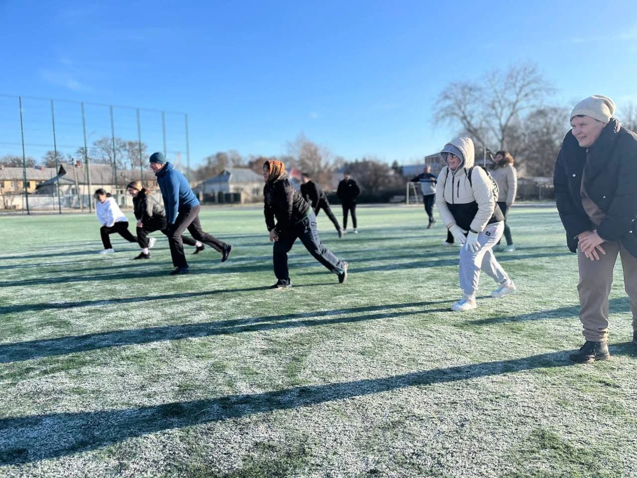 В Советском районе утро началось активно и по-спортивному: здесь состоялась массовая зарядка в рамках всекрымского спортмоба «Бодрое утро» В Советском районе утро началось активно и по-спортивному: здесь состоялась массовая зарядка в рамках всекрымского спортмоба «Бодрое утро»
