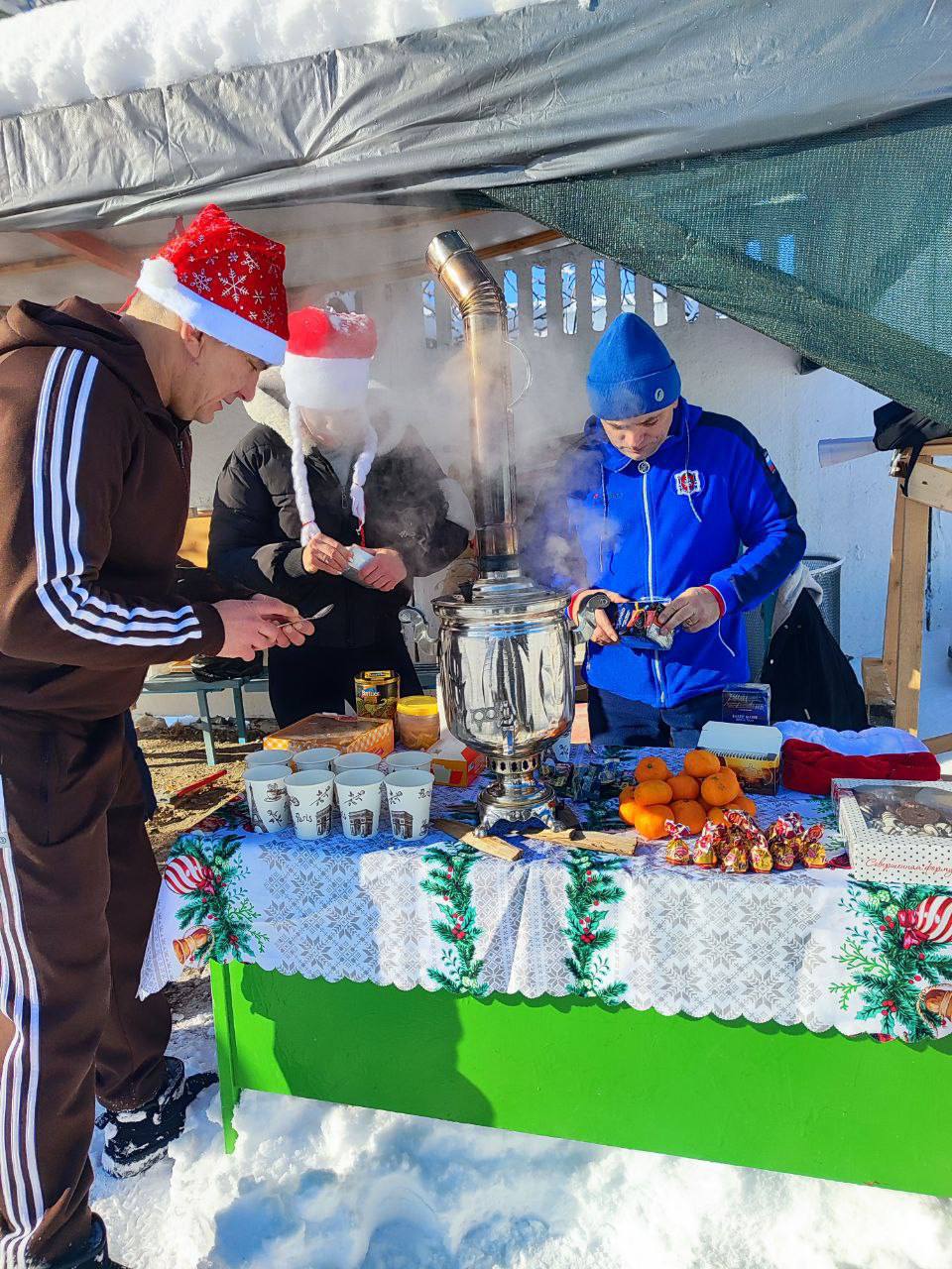 В Бахчисарайском районе прошла утренняя зарядка в формате всекрымского спортмоба «Бодрое утро», реализуемого в рамках социально-культурного проекта «Живи трезво» при поддержке Министерства спорта Республики Крым В Бахчисарайском районе прошла утренняя зарядка в формате всекрымского спортмоба «Бодрое утро», реализуемого в рамках социально-культурного проекта «Живи трезво» при поддержке Министерства спорта Республики Крым