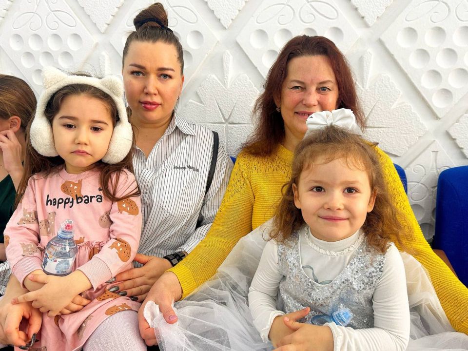 ��������� �������: � ����� �������� ��������� ��������� �������� ���������� � ����, ��� �������� ��������� � ����� ��������, ������ � ����� - � ������-�������� � ������, ����������� ��� ��������� ���������