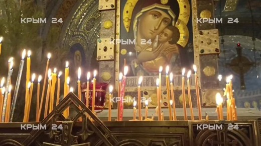 Митрополит Тихон возглавил Рождественское богослужение в Свято-Владимирском соборе в Севастополе