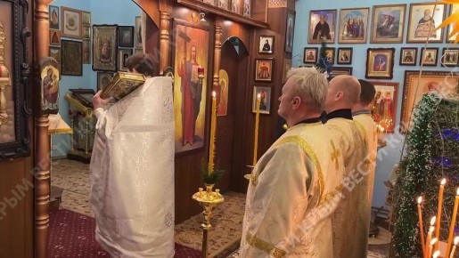 Ночная рождественская служба прошла в симферопольском храме Державной иконы Божией Матери