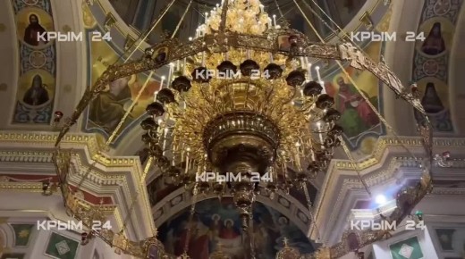 Рождественская служба проходит в Александро-Невском соборе в Симферополе