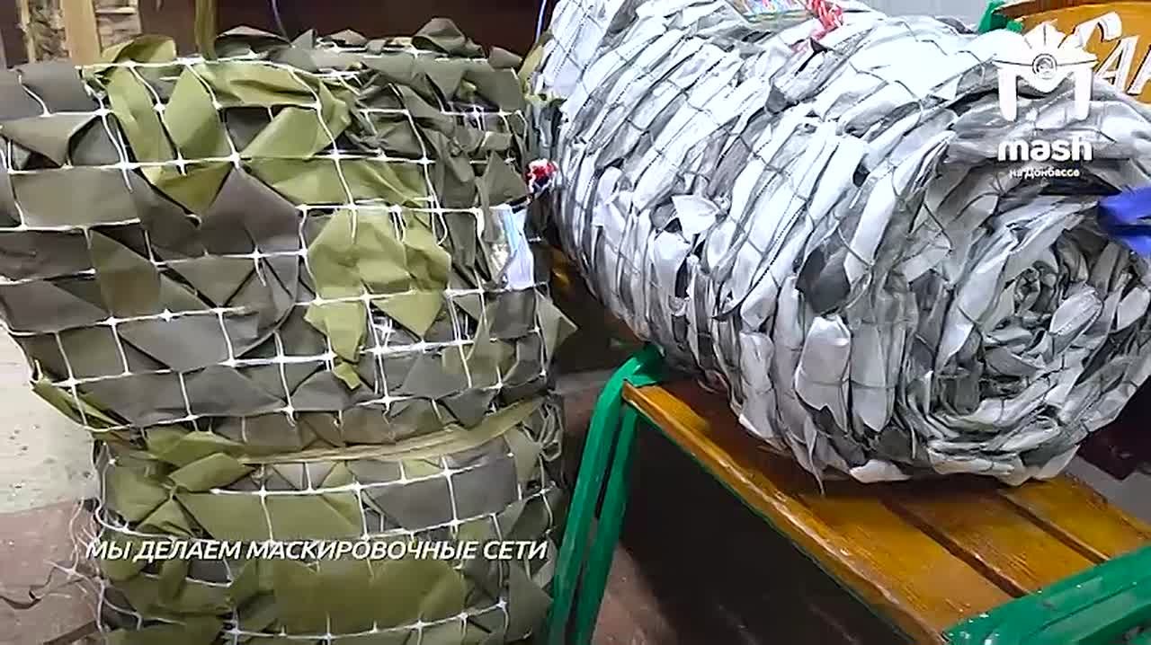 Боец Крым, который помог появиться на свет маленькой Вике, привёз две фуры гуманитарки бойцам к новогодним праздникам