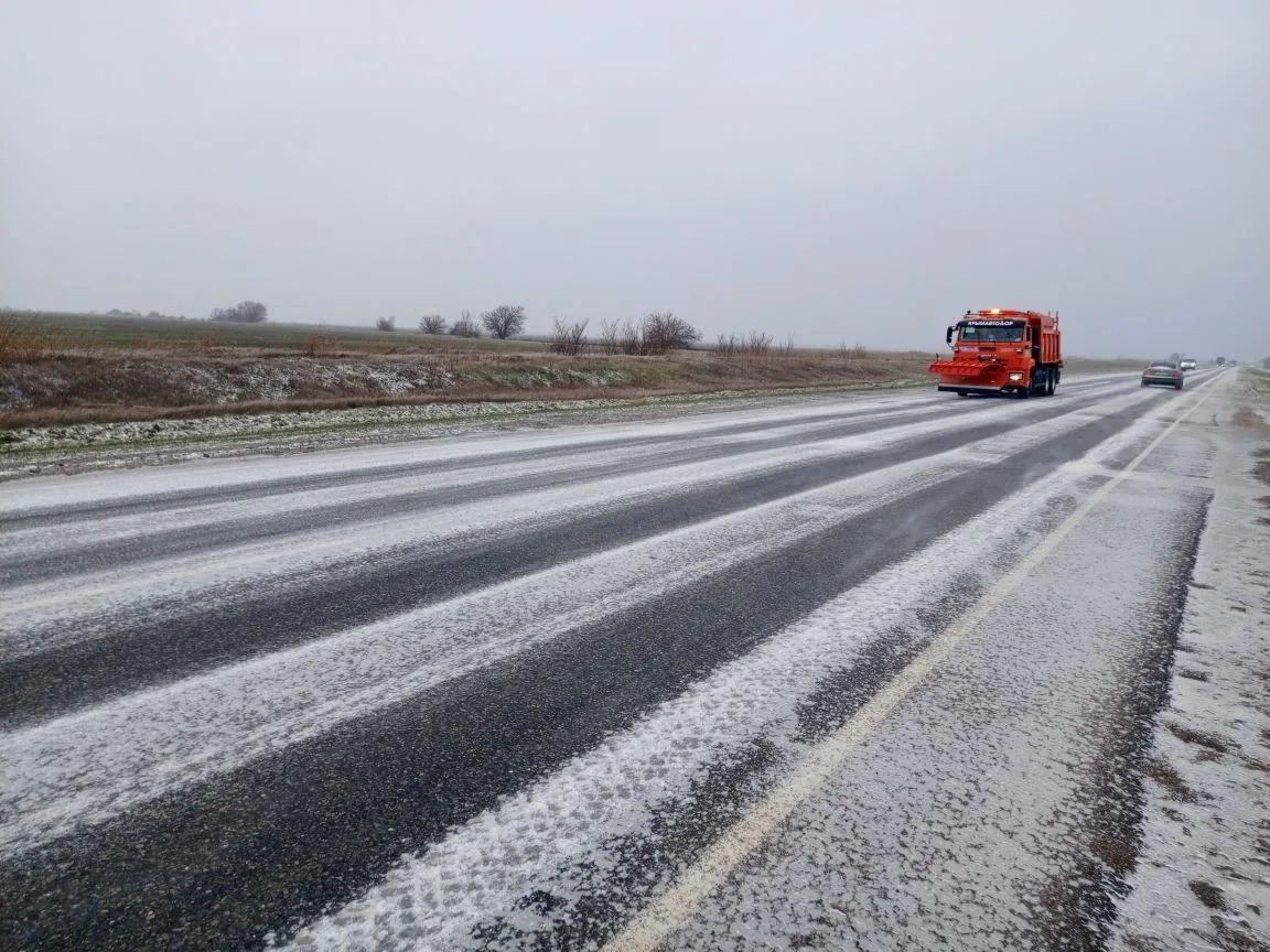Оперативная информация о дорожной обстановке в Республике Крым по состоянию на 12:00: