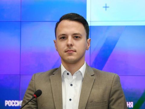 Алексей Зинченко: Вот и закончились новогодние выходные, а значит пришло время настроиться на продуктивный активный год!