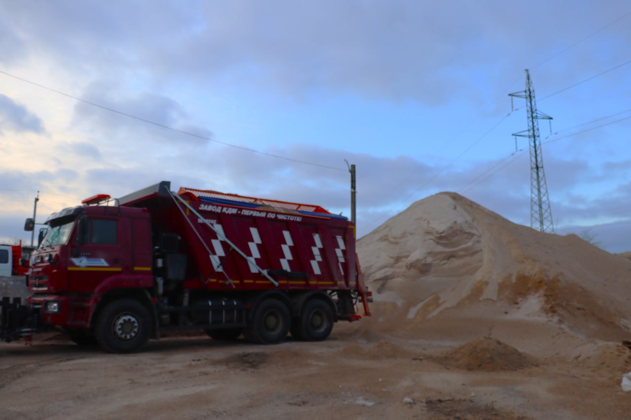 В связи с понижением температуры Керченский филиал ГУП РК «Крымавтодор» переведен в усиленный режим работы В связи с понижением температуры Керченский филиал ГУП РК «Крымавтодор» переведен в усиленный режим работы