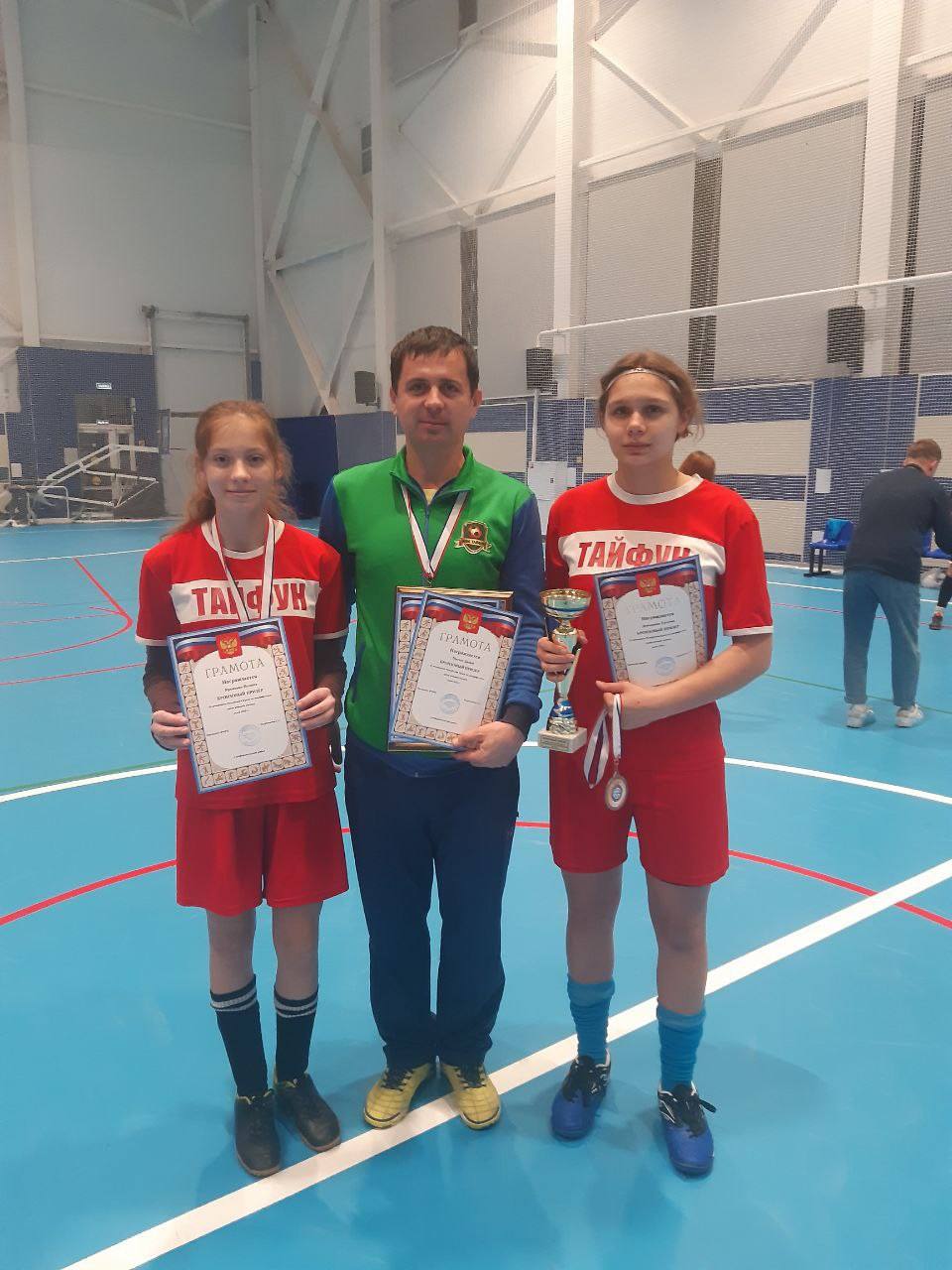 "Тайфун" завоевал бронзу Чемпионата Крыма по микрофутзалу! "Тайфун" завоевал бронзу Чемпионата Крыма по микрофутзалу!