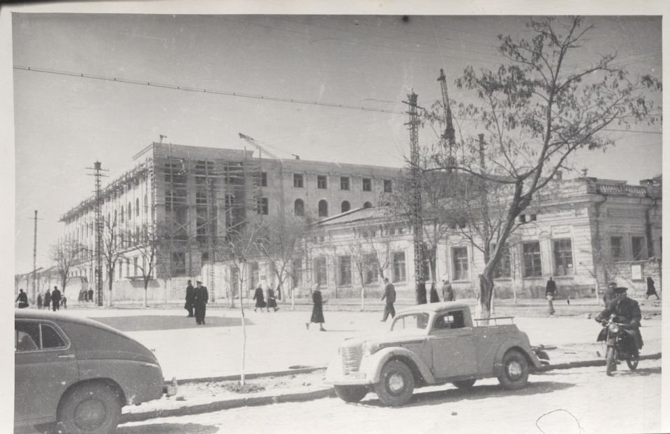 �������������� ������ � 105 ���