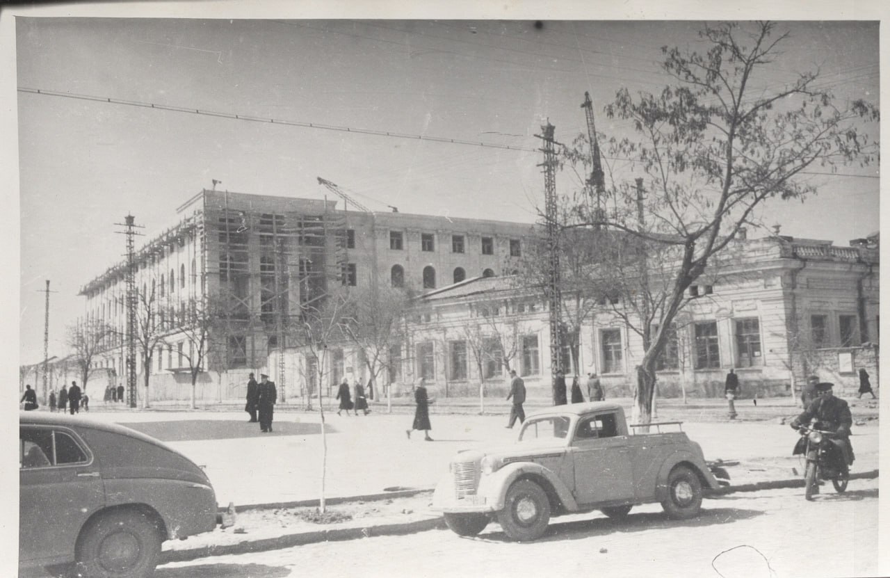 ЕВПАТОРИЙСКОМУ АРХИВУ – 105 лет ЕВПАТОРИЙСКОМУ АРХИВУ – 105 лет