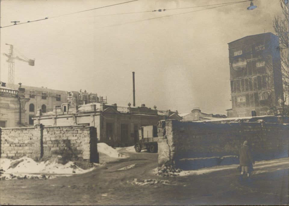 �������������� ������ � 105 ���