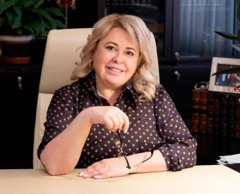 Янина Павленко: Прекрасный педагог! 46 лет стажа, учитель математики, в должности директора – последние 14 лет