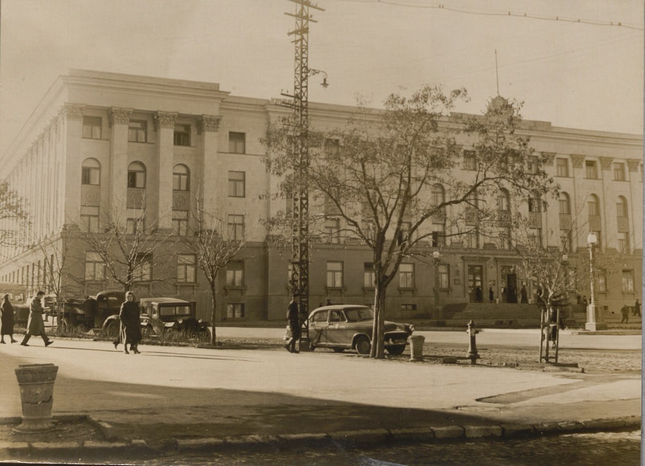 ЕВПАТОРИЙСКОМУ АРХИВУ – 105 лет