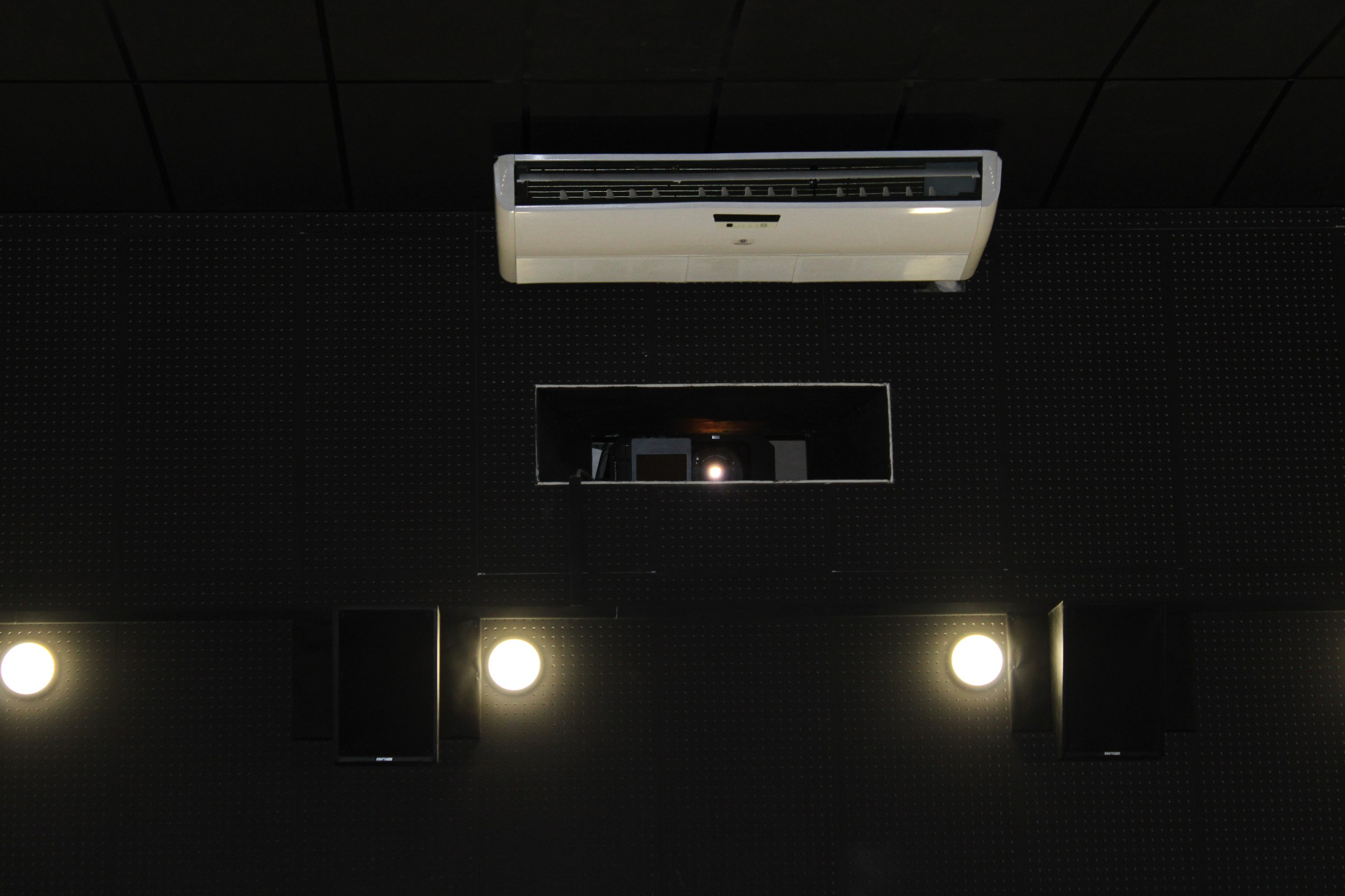 Игорь Крутьков: Фильм, фильм, фильм.... Профессий много, но Игорь Крутьков: Фильм, фильм, фильм.... Профессий много, но