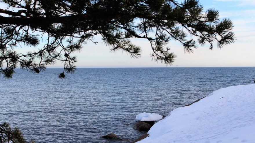 На Крещение в Крыму ожидается морозная погода со снегом и сильным ветром