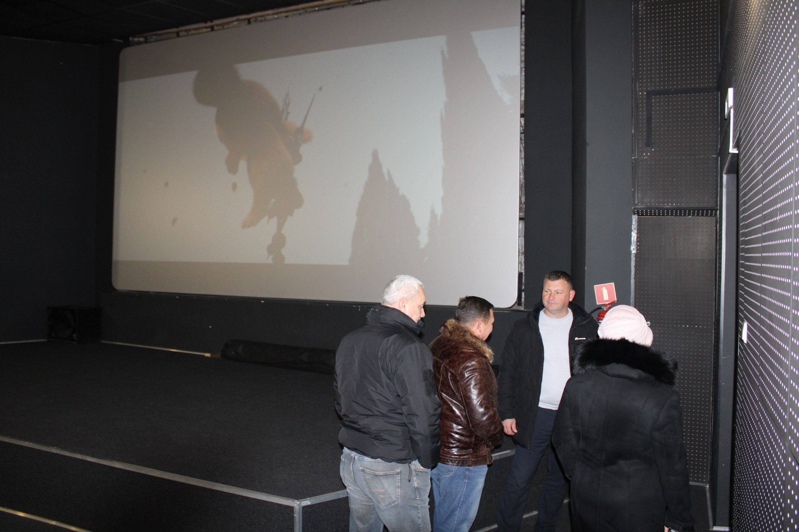 Игорь Крутьков: Фильм, фильм, фильм.... Профессий много, но Игорь Крутьков: Фильм, фильм, фильм.... Профессий много, но