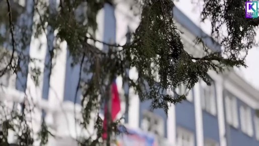 ����� �17 � ����� ������������� � 90-����� ����� ������������ �������