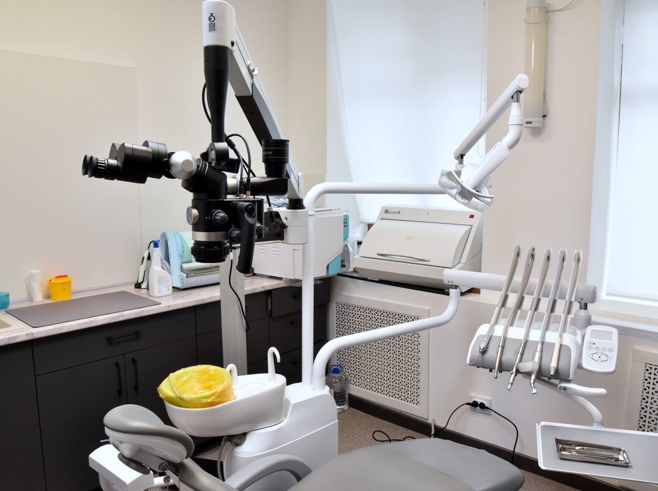 В Крымском республиканском стоматологическом центре установлено новое оборудование В Крымском республиканском стоматологическом центре установлено новое оборудование