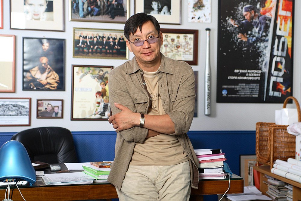 Сын мэтра, сам мэтр. Взгляните на Егора Кончаловского, отмечающего 60-летие Сын мэтра, сам мэтр. Взгляните на Егора Кончаловского, отмечающего 60-летие