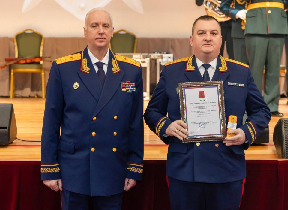 15� �� ������ ���������� ������������� ��������, ������������ � 15-����� ���������