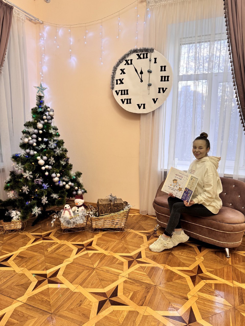 Старый Новый год в отделе регистрации рождения города Симферополя также отличился знаменательным событием: было зарегистрировано рождение «юбилейного» малыша с начала этого года Старый Новый год в отделе регистрации рождения города Симферополя также отличился знаменательным событием: было зарегистрировано рождение «юбилейного» малыша с начала этого года