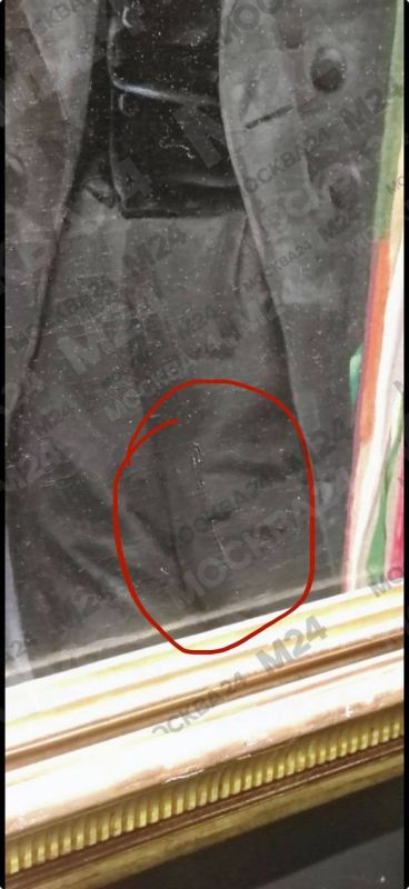 Посетитель повредил картину в Третьяковской галерее на Крымском валу