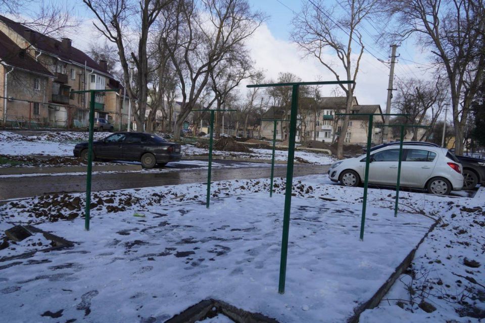 В Керчи преображается жилой квартал В Керчи преображается жилой квартал