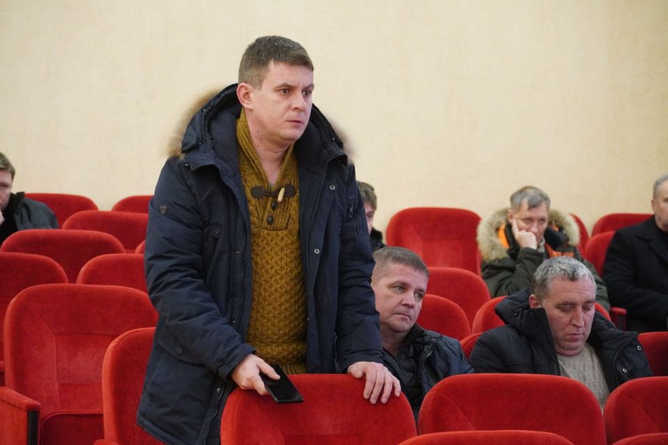 В Керчи обсудили усиление мер по зимней уборке города В Керчи обсудили усиление мер по зимней уборке города