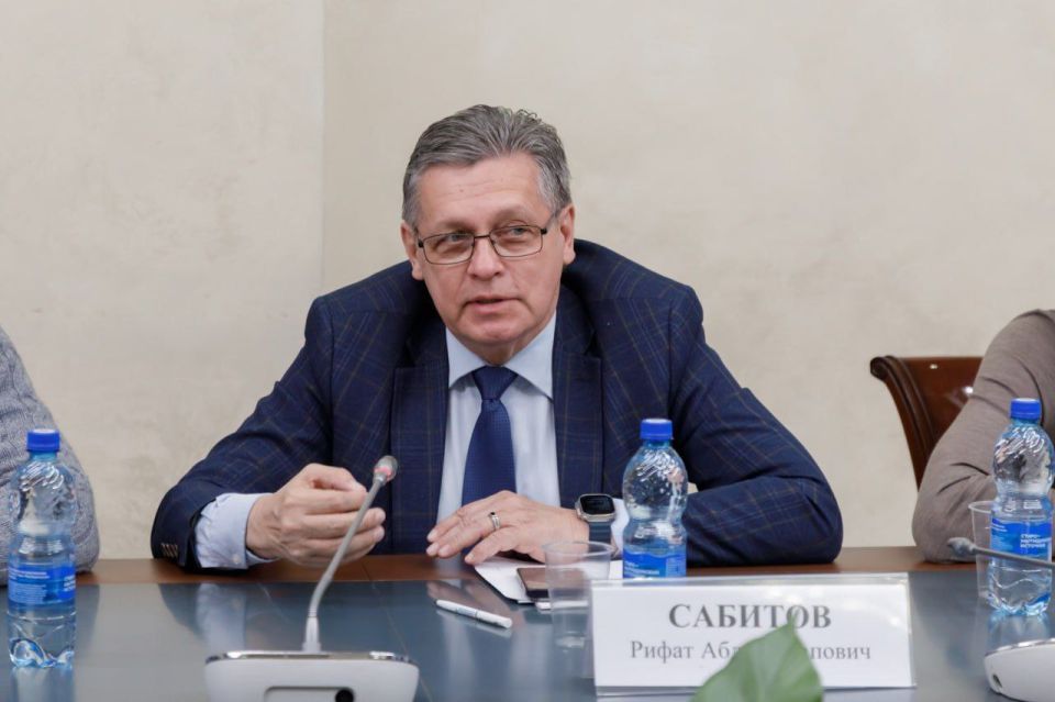 ����� �������� ���������� �������� ������ ����������� � ����������� �� ����� ������