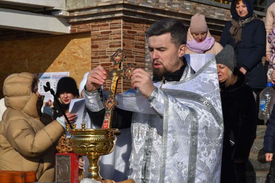 19 января в Судаке отпраздновали один из главных православных праздников – Крещение Господне
