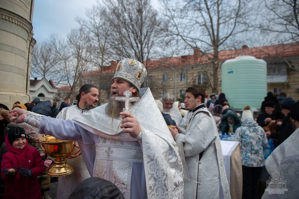 ��������� ���������: �����, � ������� �������� �������� �������� ������� ������� � ������������ �������� �� ������������ ������ - ����������� ���������