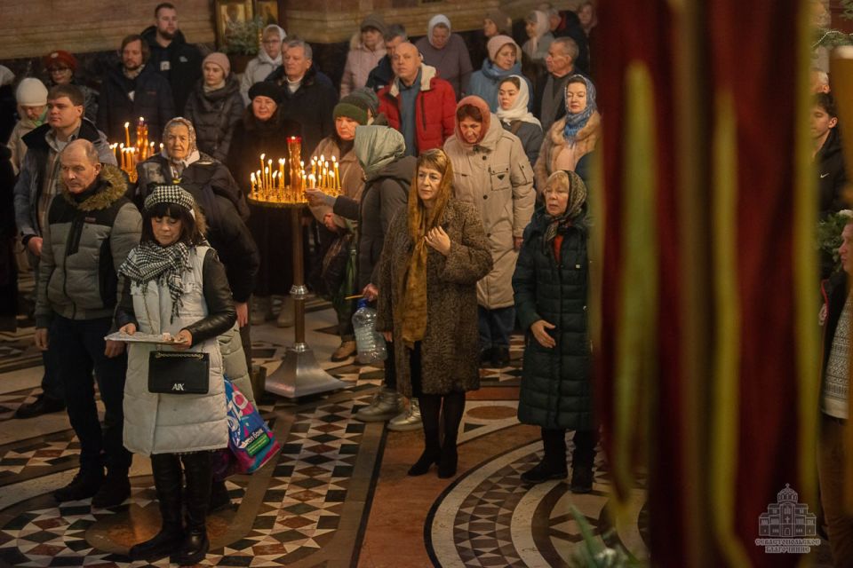 ��������� ���������: �����, � ������� �������� �������� �������� ������� ������� � ������������ �������� �� ������������ ������ - ����������� ���������