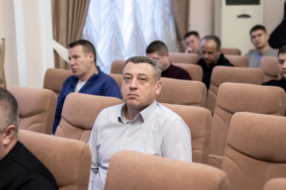 � ����������� ������ ����������-������������� ���������, � ���� �������� ������������ ����������� ������������� ���������� � ����������� ������