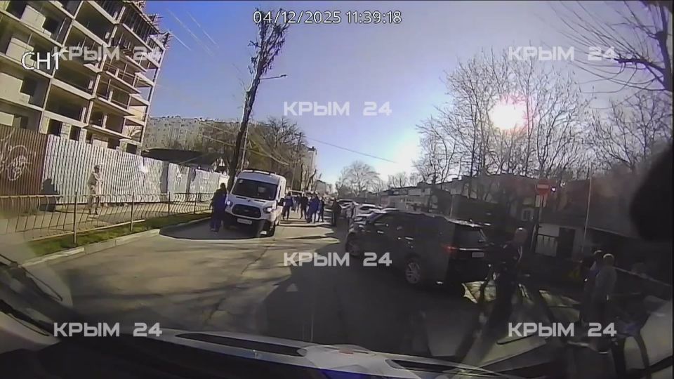 Мужчину, который избил водителя «скорой», осудили в Симферополе