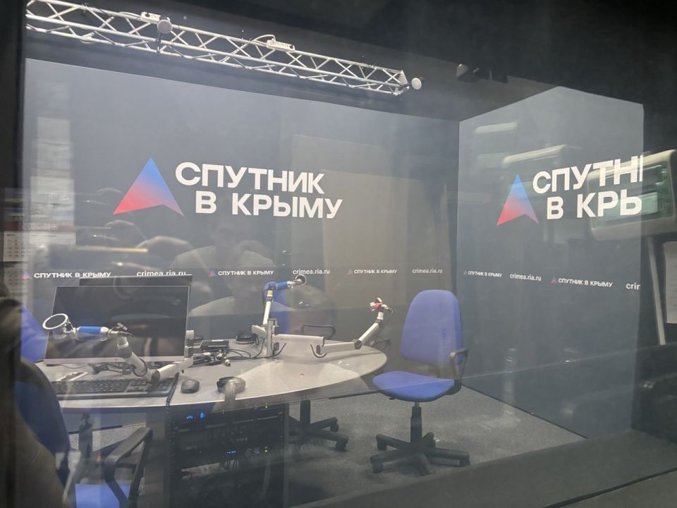 Ждем вас в эфире!. Как всегда стартуем в 7.00! Сегодня в эфире радио "Спутник в Крыму" обсудим: завершающееся строительство экотехнопарка в Белогорском районе план развития Мелитополя до 2044 года и помощь Крыма в...