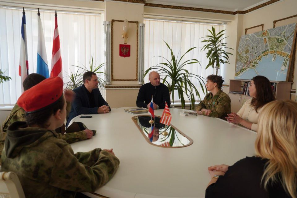 ����� ������������� ���� �������� ������ ������� � ������������� ������ ����������, ������� ������� ���������� � ����� ��������� ����� �� ������ ����� ������