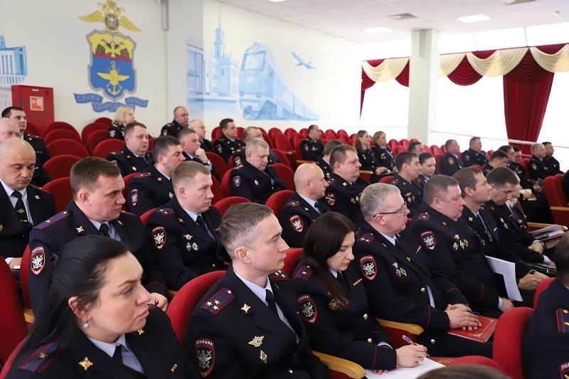 Олег Калинкин принял участие в расширенном заседании коллегии Управления на транспорте МВД России по ЮФО Олег Калинкин принял участие в расширенном заседании коллегии Управления на транспорте МВД России по ЮФО