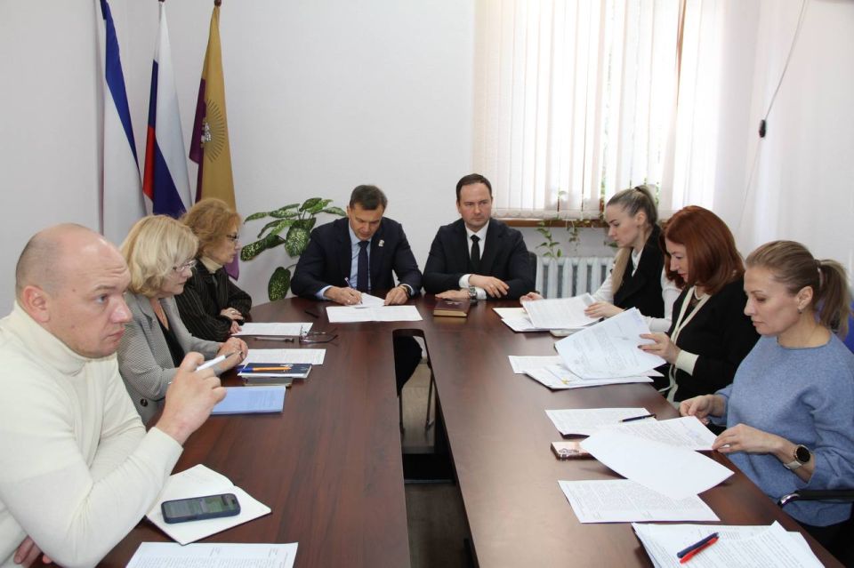 ���������� �����������: �������� ��� �������� �������� �������� � ���������� ������ ��������� ������ ��� �� ������ �������� ������� ��������� ���� �� ����������� ������ ��. �.�. ������. � ��������� ��������� ����� ���������...