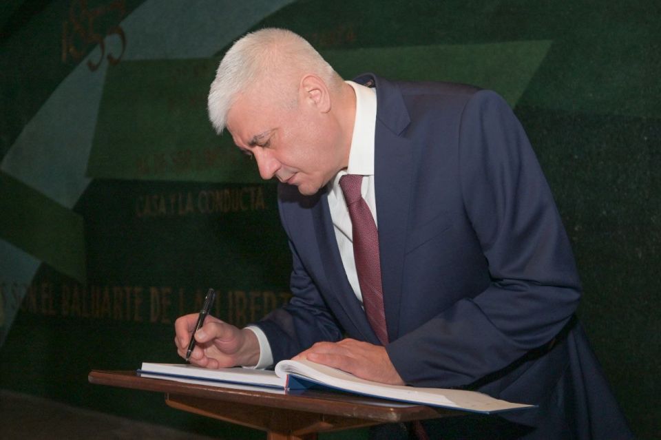 Ирина Волк: Министр внутренних дел Российской Федерации генерал полиции Российской Федерации Владимир Колокольцев вместе со своими кубинскими коллегами посетил мемориал Хосе Марти, расположенный на Площади Революции в Гаване Ирина Волк: Министр внутренних дел Российской Федерации генерал полиции Российской Федерации Владимир Колокольцев вместе со своими кубинскими коллегами посетил мемориал Хосе Марти, расположенный на Площади Революции в Гаване